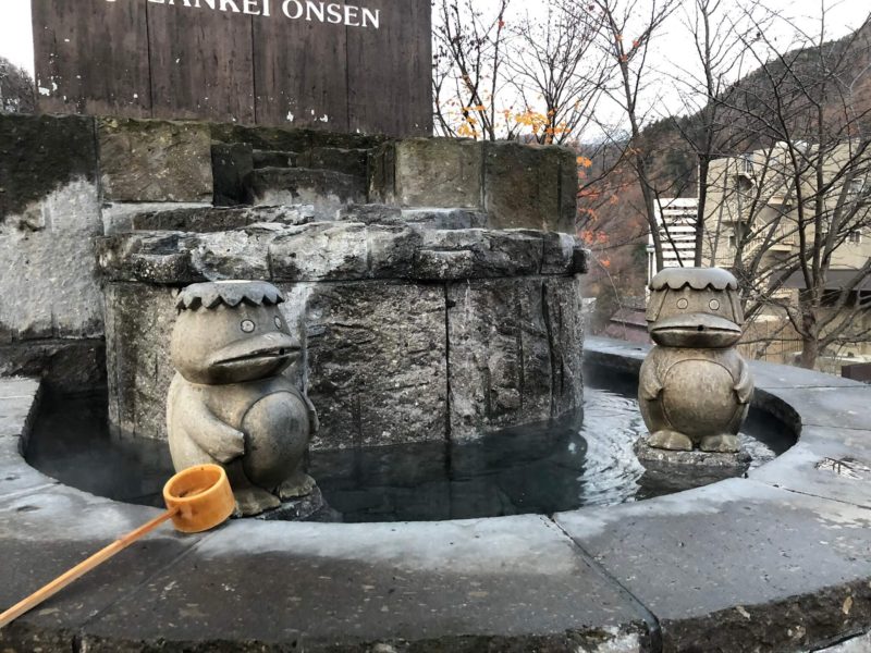 かっぱ家族の願掛け手湯
