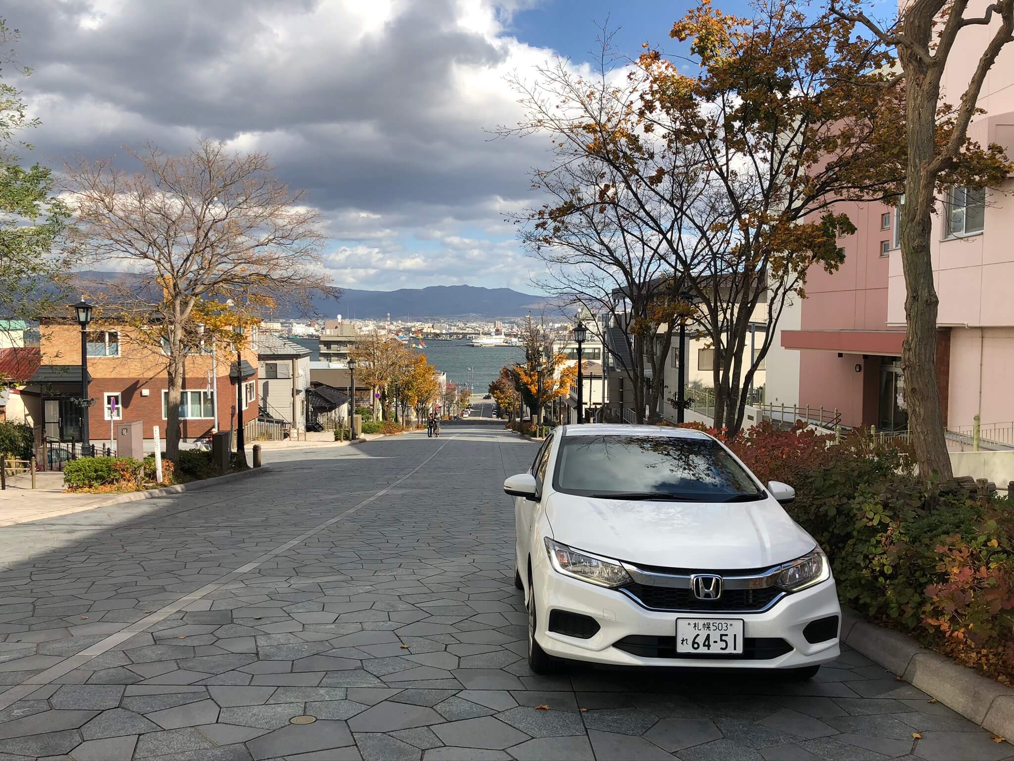 函館の観光スポット｜八幡坂