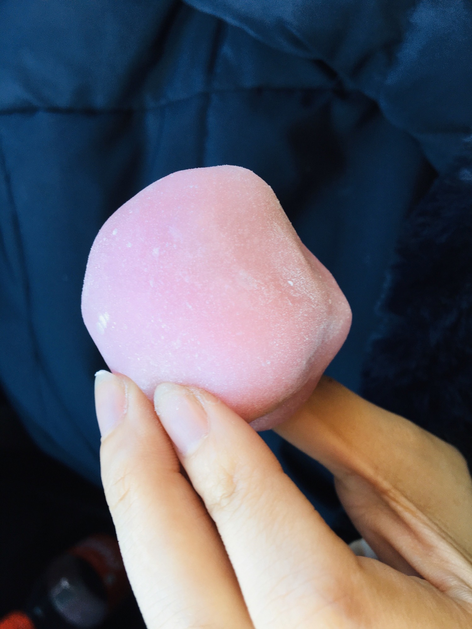 御菓子司 二幸【イチゴ大福】