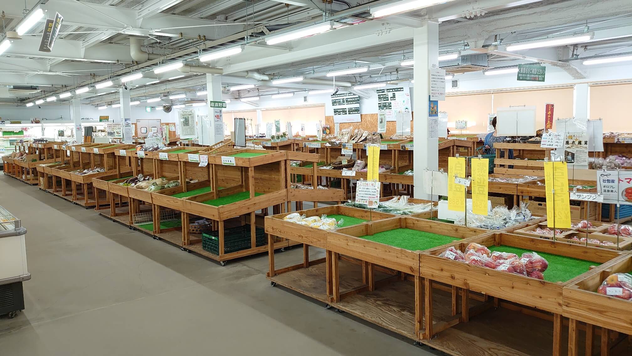 道の駅「だて歴史の杜」伊達市観光物産館1