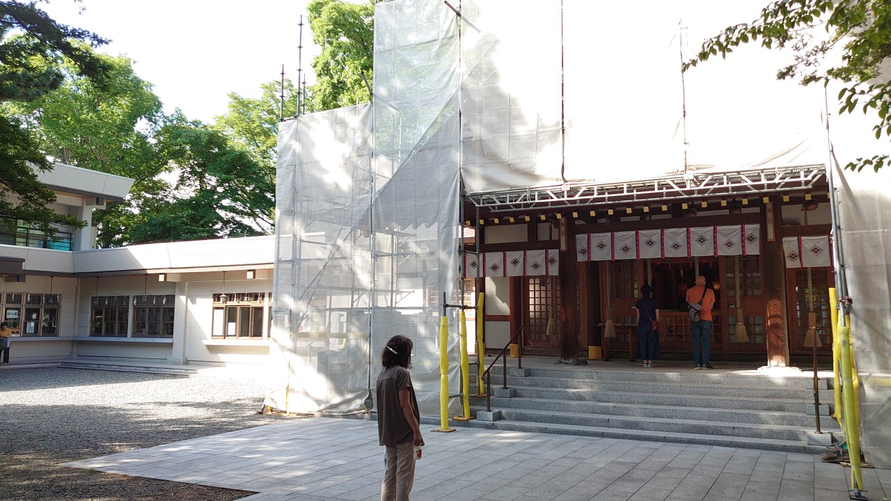 新琴似神社の拝殿