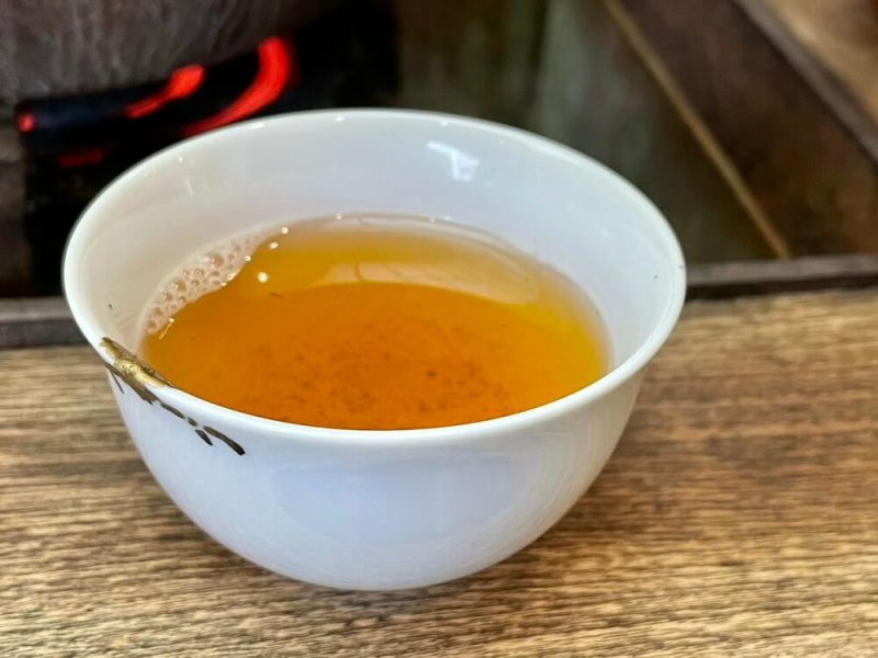 お茶の玉翠園のほうじ茶サービス