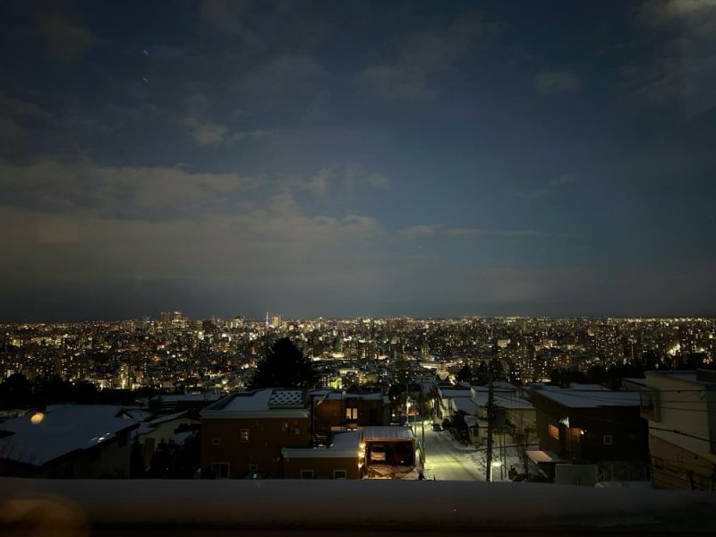 HighGrownCafe(ハイグロウンカフェ)から望む札幌の夜景
