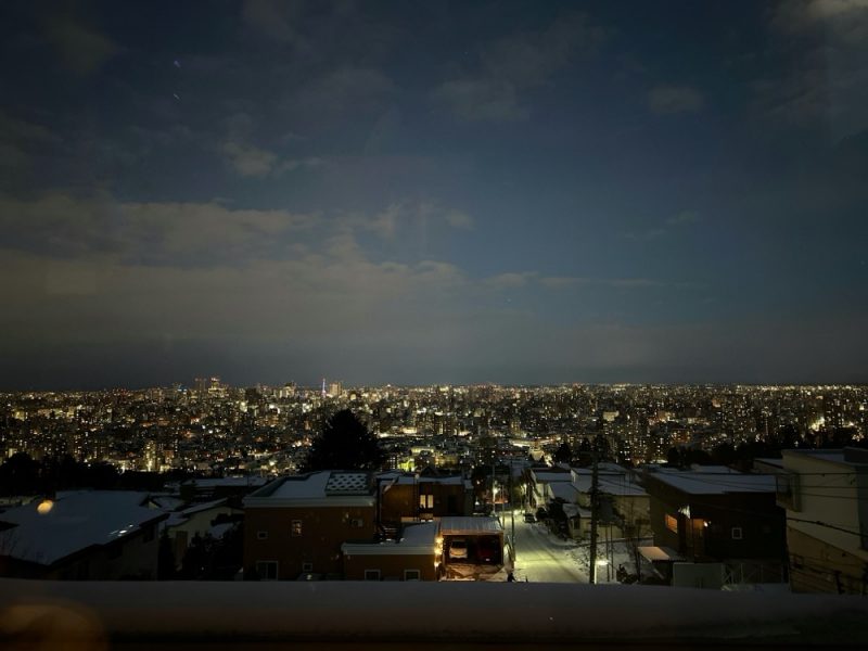 HighGrownCafe（ハイグロウンカフェ）から望む札幌の夜景