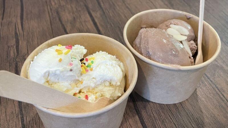 湖と森のカフェで食べられるスイーツ